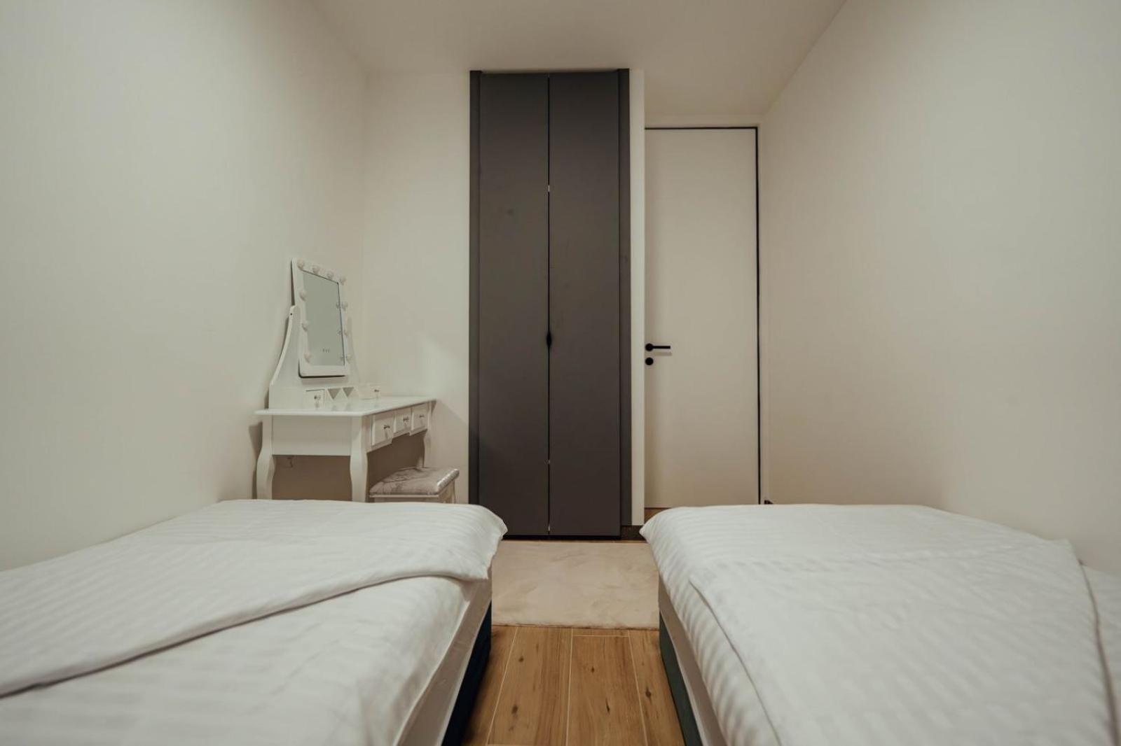 Black Queen Apartment Split Exterior foto